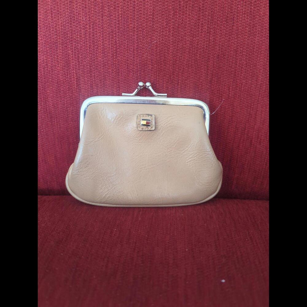 Tommy Hilfiger coin purse
